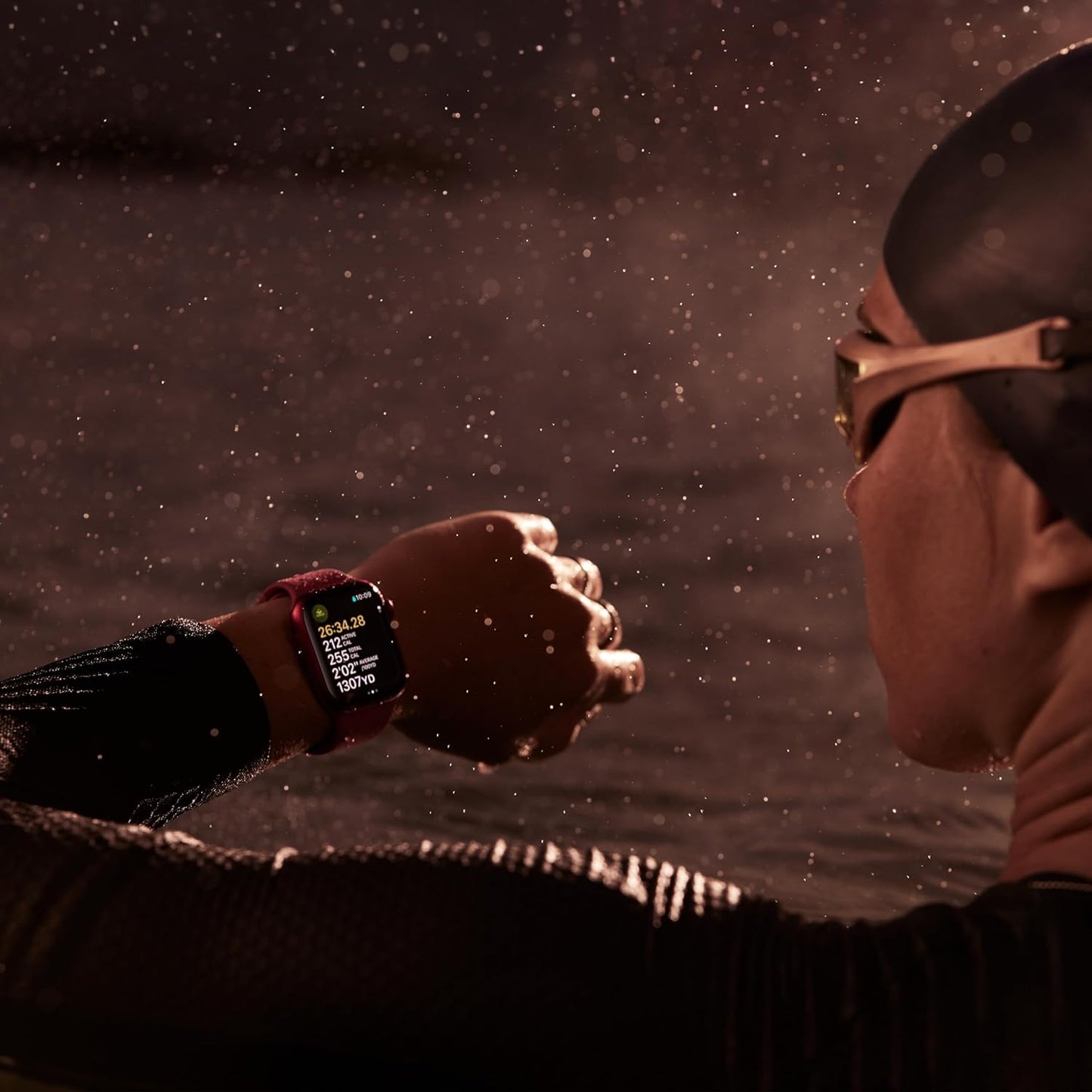 Apple Watch Series 9, GPS + Callular With Stainless Steel || ساعة أبل من السلسلة 9، مزودة بنظام تحديد المواقع العالمي (GPS)