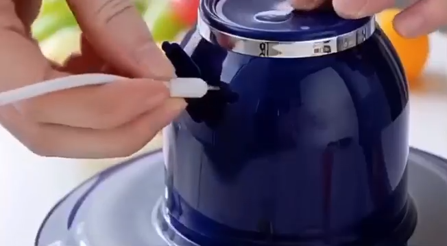 PeelPro® - Portable Electric Fruit & Veggie Peeler